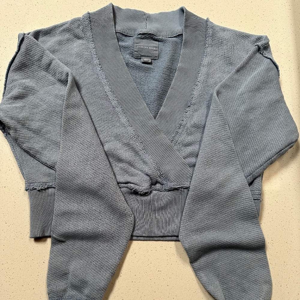 American Eagle long sleeve